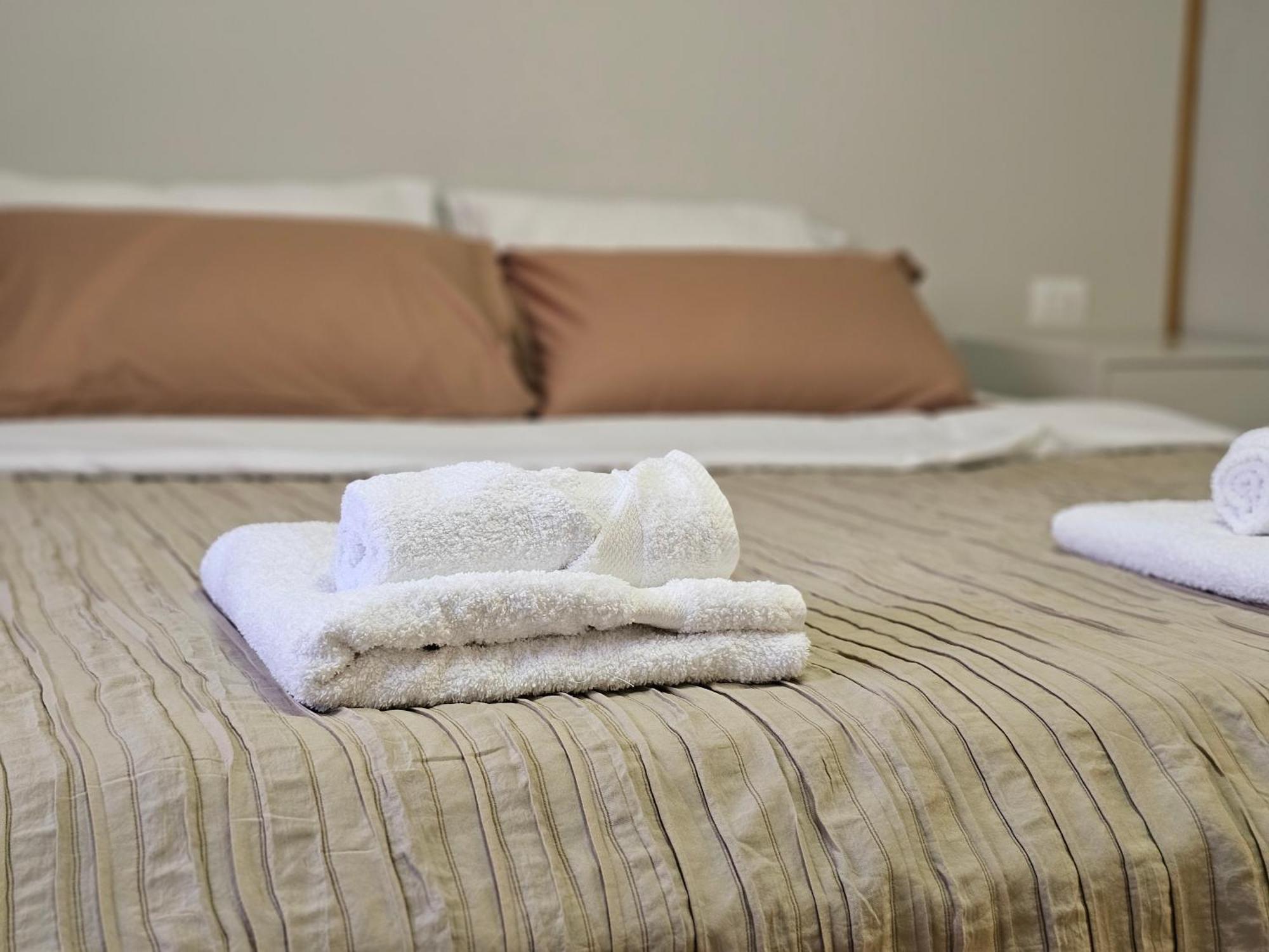 Valentino'S Nest Apartman Tirana Kültér fotó