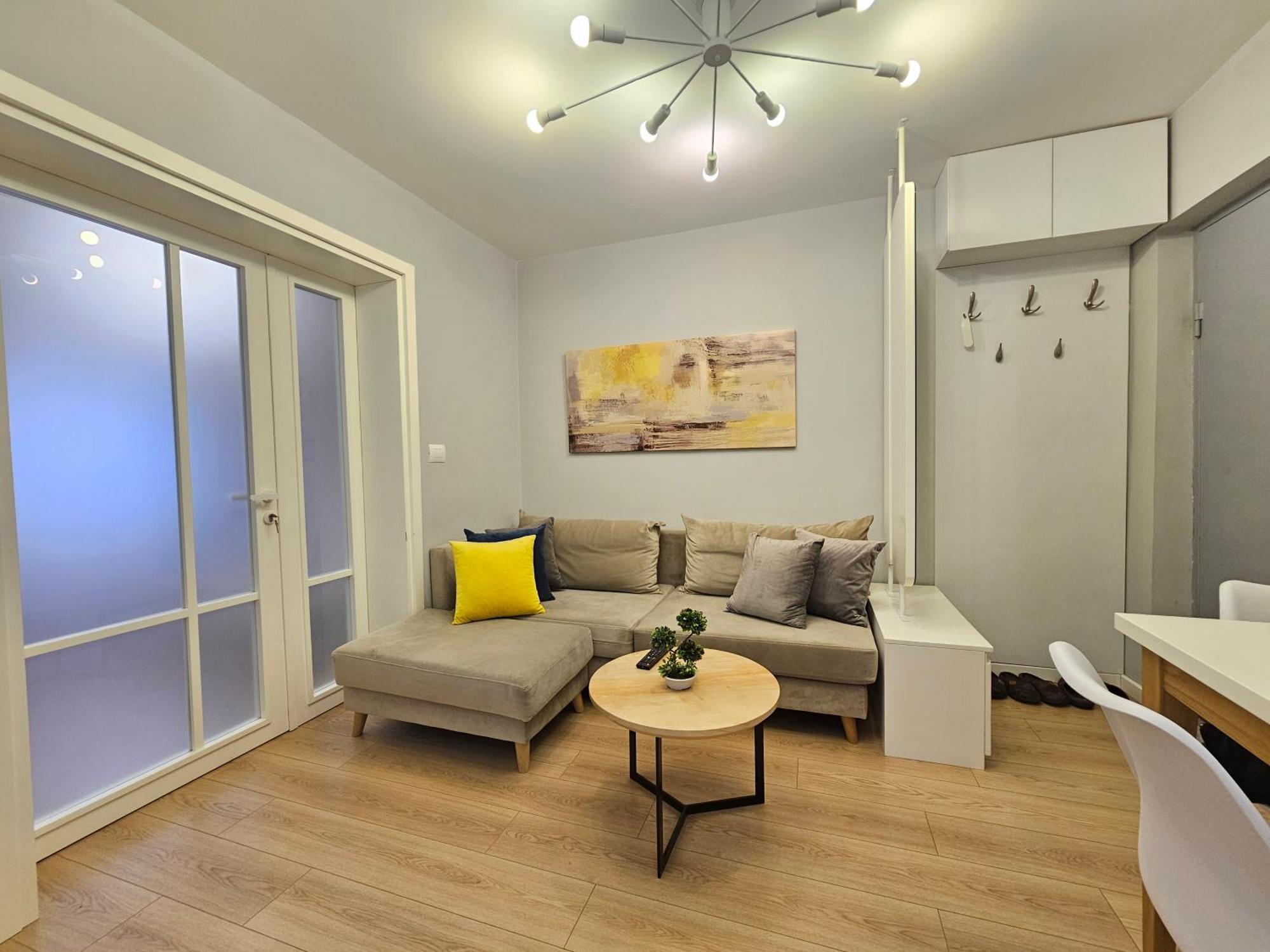 Valentino'S Nest Apartman Tirana Kültér fotó